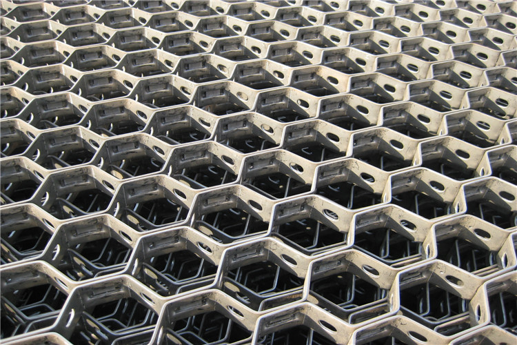 SS304 Or Low Carbon Steel Hexmesh Refractory Thermostable Anchor For Lining