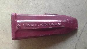 Quality E262 Hyundai Excavator Bucket Teeth Digger Bucket Teeth A 9J2358 Pin A 3G9549 Retainer. wholesale