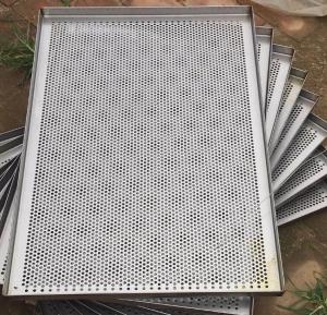 Quality Metal Perforated Wire Basket Cable Tray , Stainless Steel Baking Sheet For Food Processing wholesale