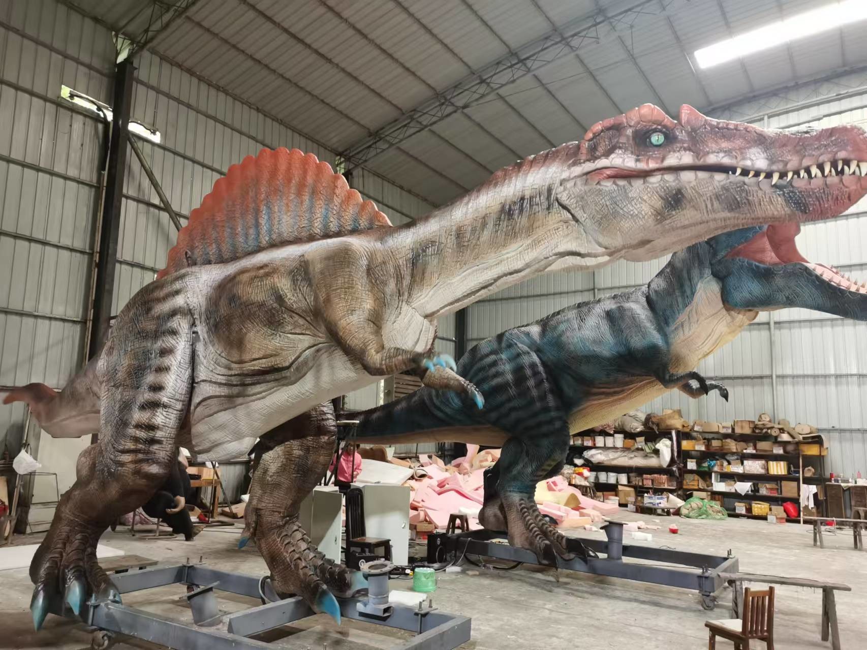 Life Size Realistic Animatronic Dinosaur Spinosaurus Servo Motors Large Range Of Movements