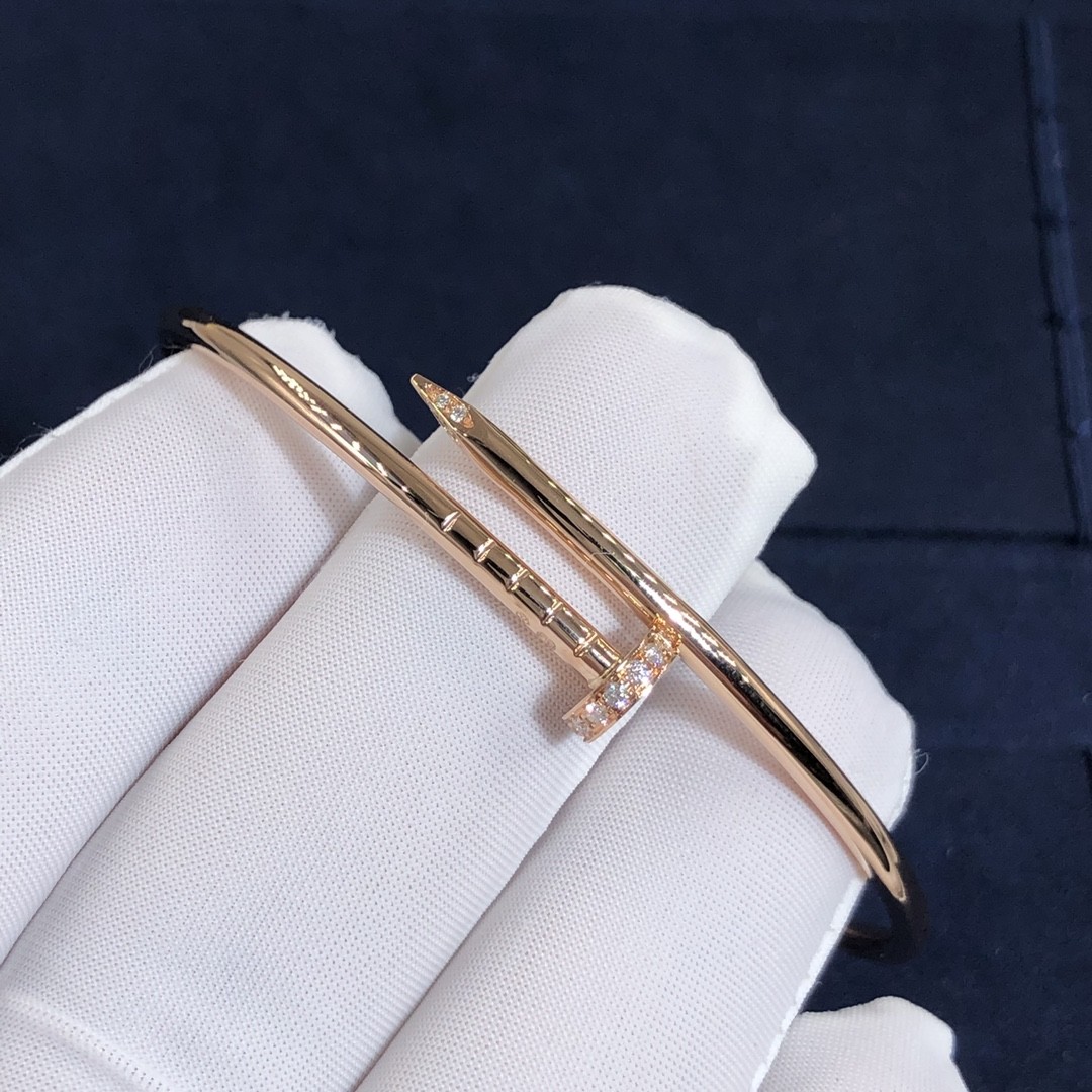Elegant Car Tier 18k Gold Juste Un Clou Bracelet Small Model Natural Diamonds