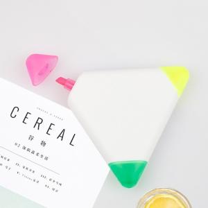 Quality Kids Cute Triangle Highlighter Pen 3 Color In 1 Brush Tip Fluorescent Marker Pen wholesale