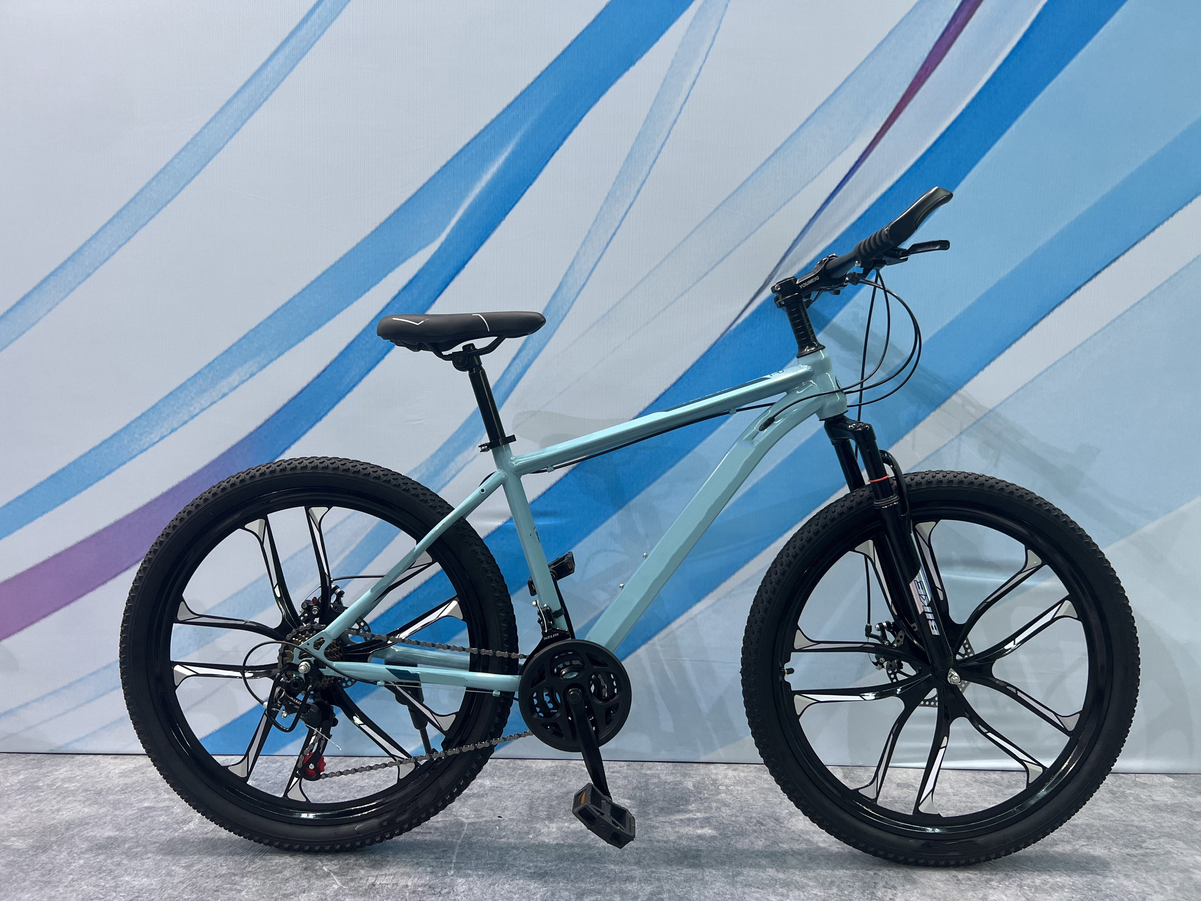 Aluminum Frame Mountain Bike Designed for Optimal Performance on the Mountain