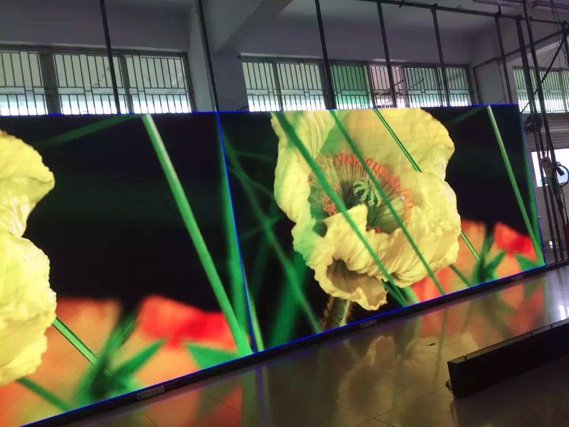 Indoor P3 Full Color Stage LED Display SMD2121 Sealed Iron Case