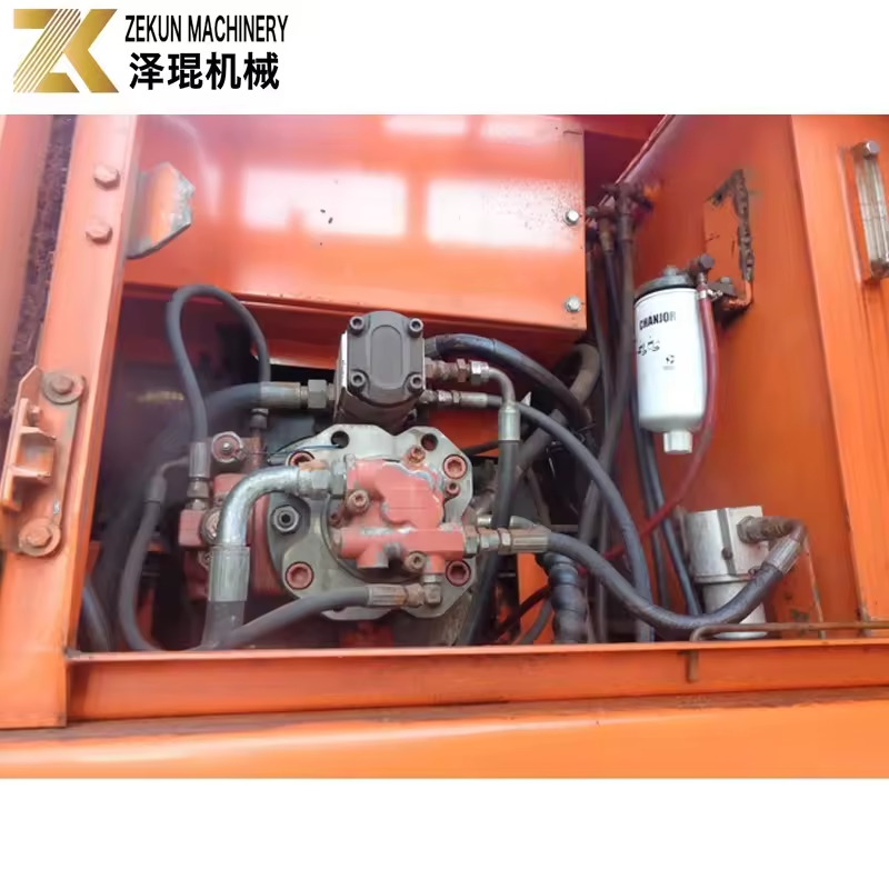 Used Doosan DH150W-7 Wheel Excavator in Dubai with 0.57m³ Bucket