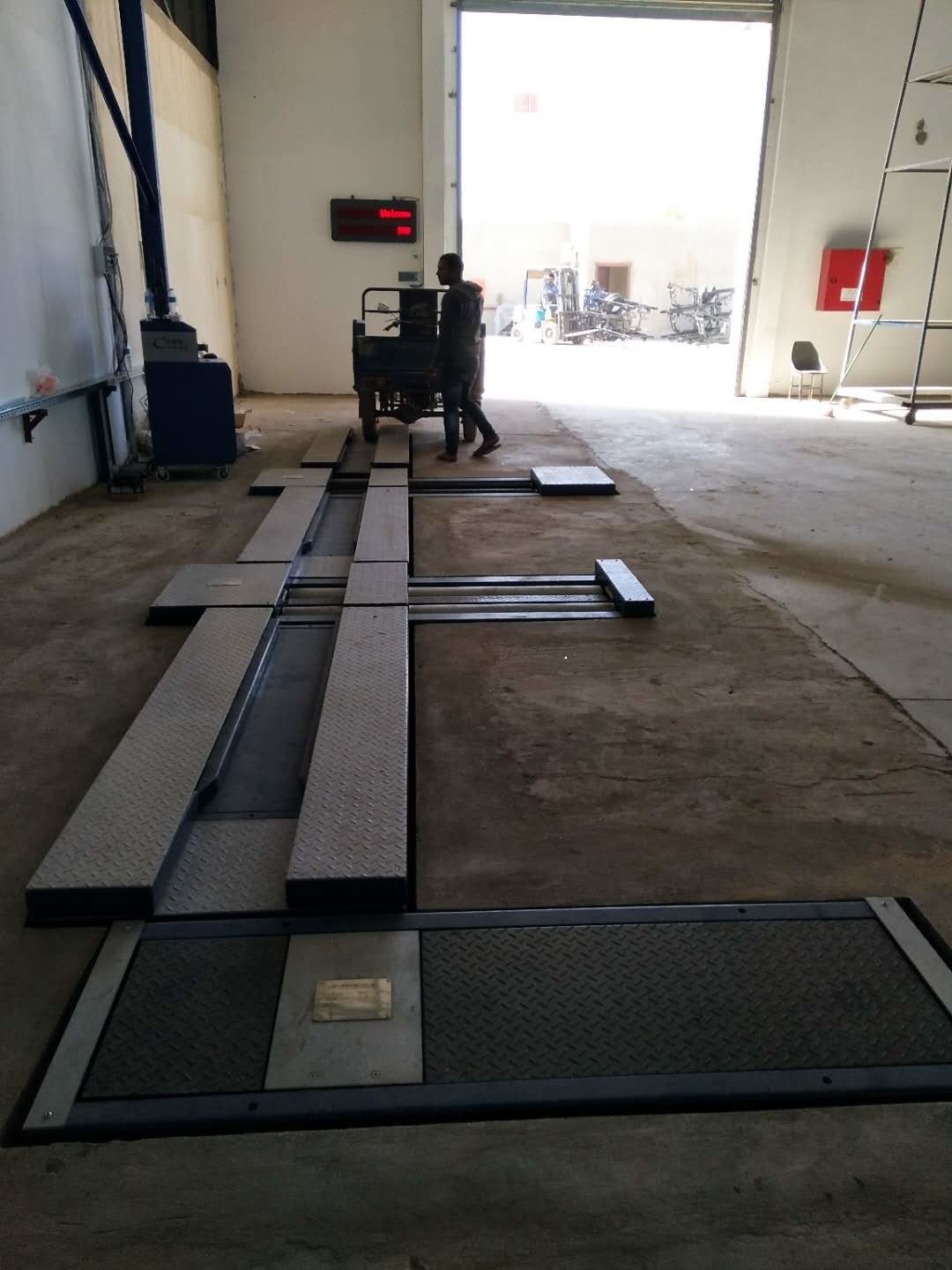 Layout For 2 & 3 Wheels Motorcycle Test Line Vehicle Testing Line For Test Station