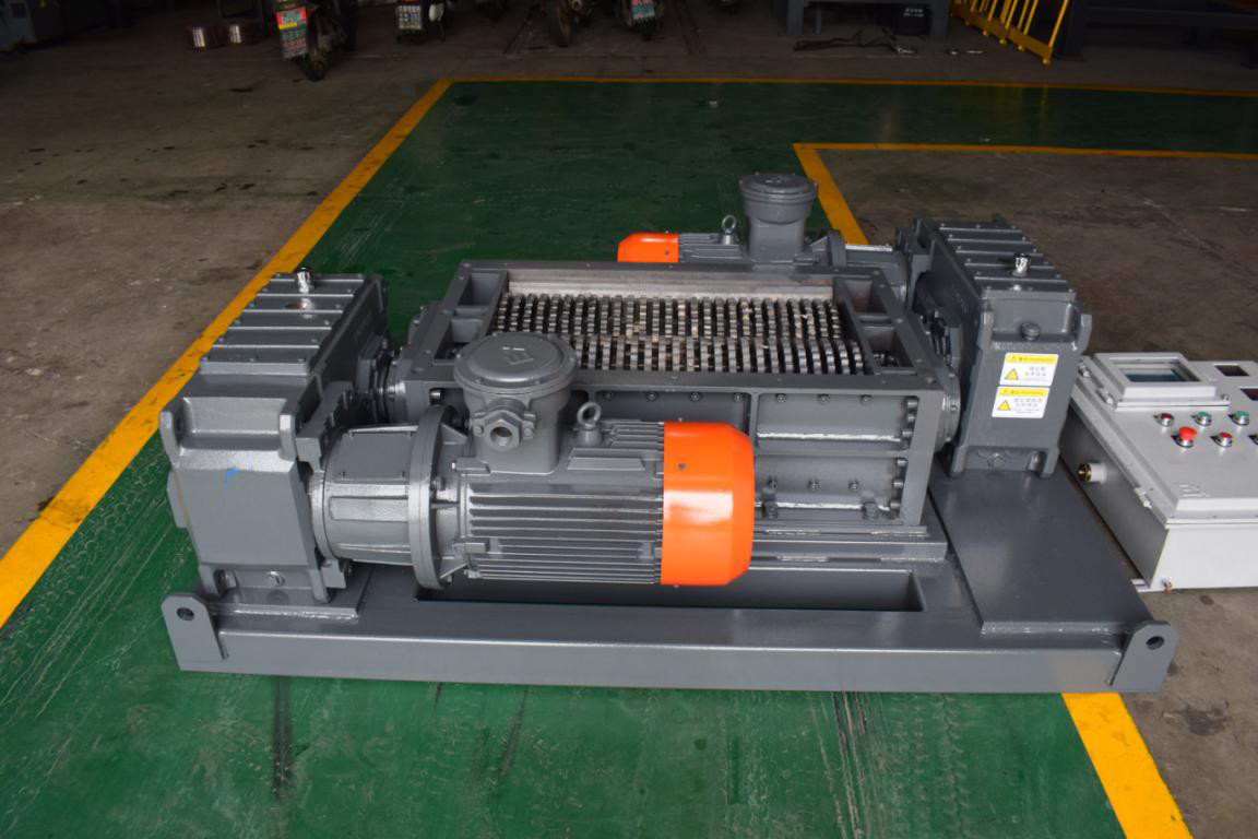 Iron Shavings Shredder / SMALL METAL SHREDDER Metal Recycling Machine Scrap Metal Shredder Dual Shaft Shredder