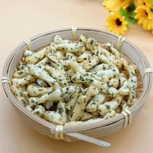 Quality Japanese Thailand Green Seaweed Rice Cracker Snacks Spiral Shaped wholesale