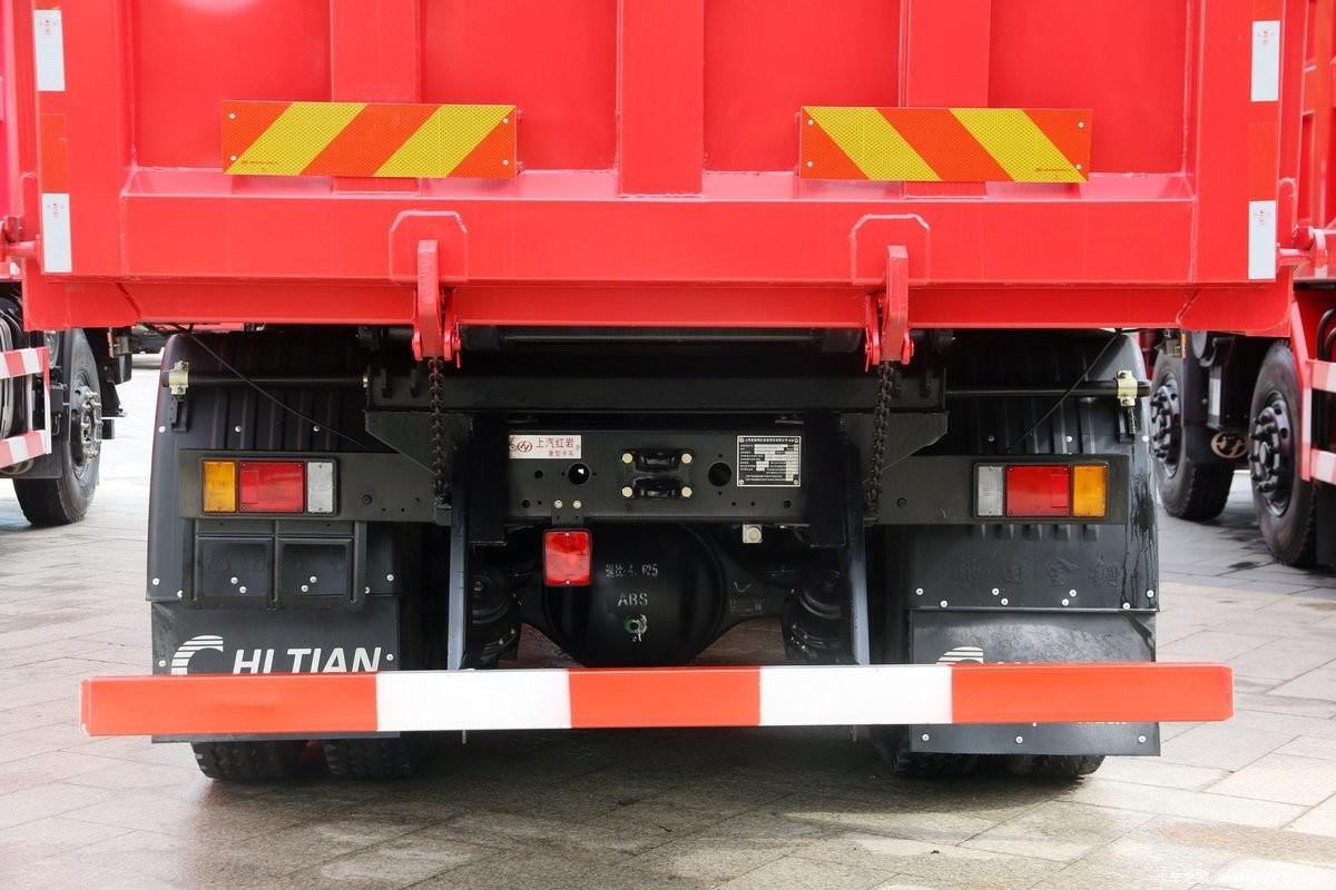 Chinese Port Transportation Tractor Truck SAIC Hongyan Jieka C500