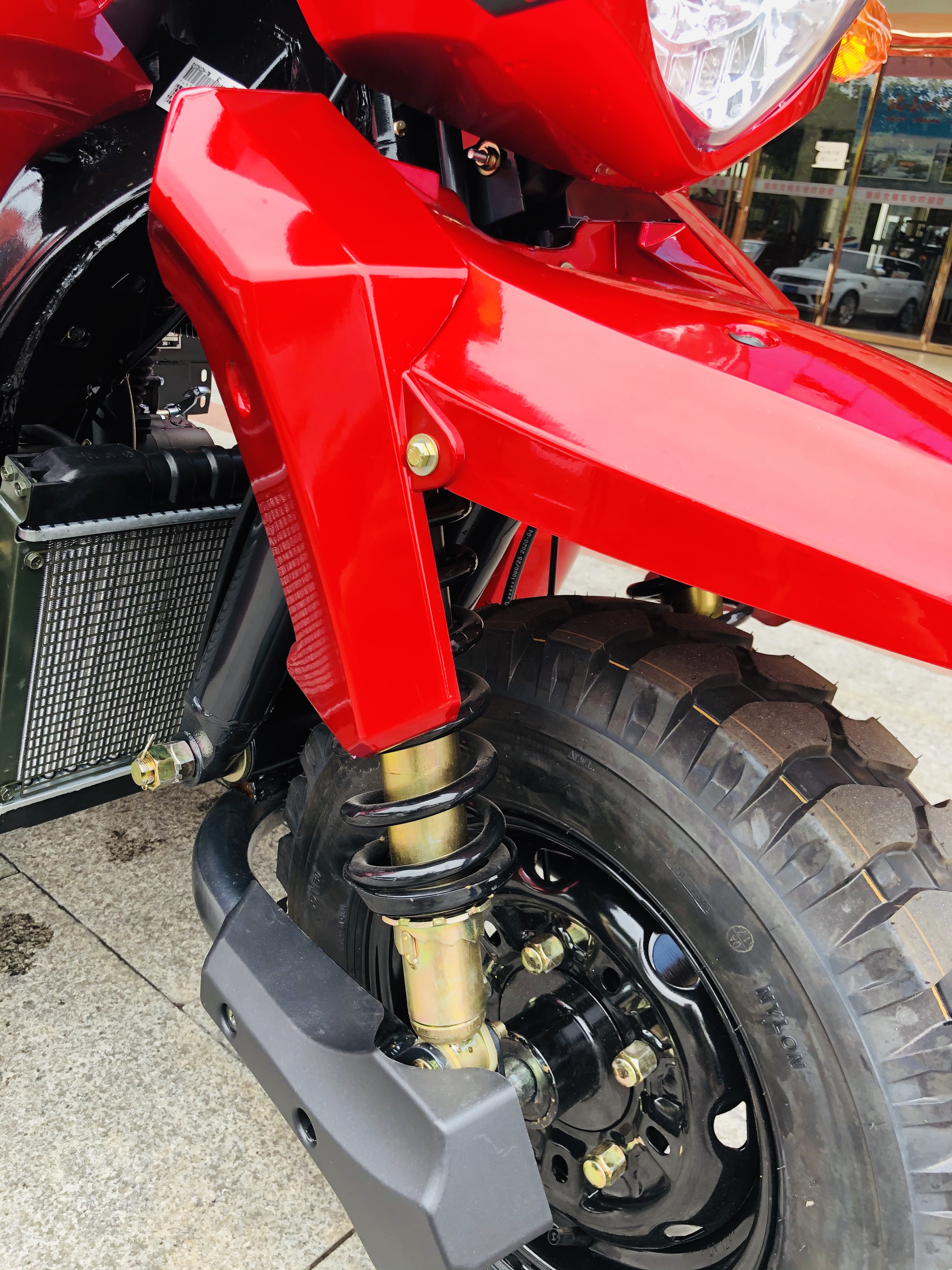 Open Body Type Tricycle with Powerful Engine 200CC/250CC/300CC Three Wheel Motorcycle
