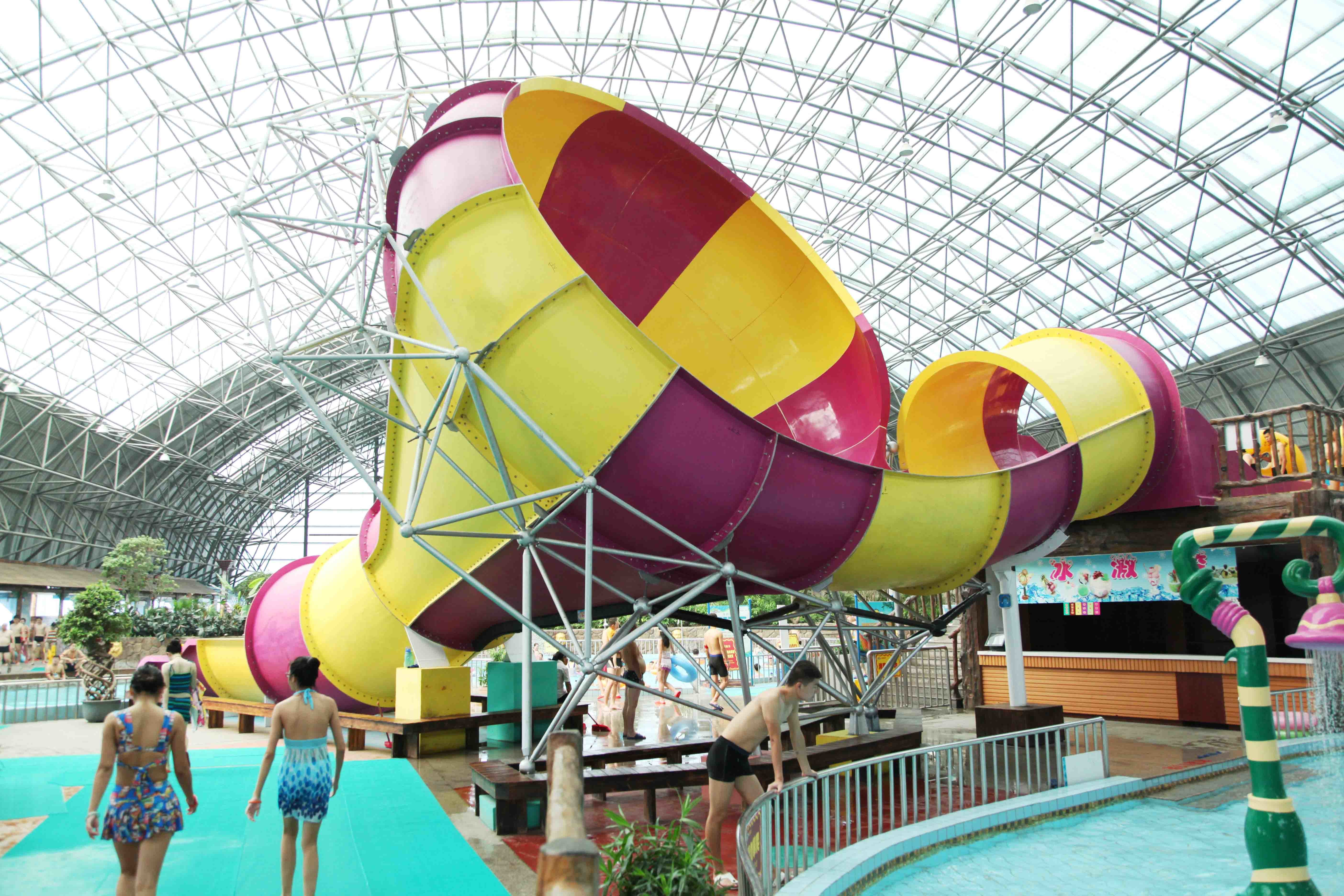 Small Tornado Kids' Water Slides Customized For Children / Funny Slide For Water Park