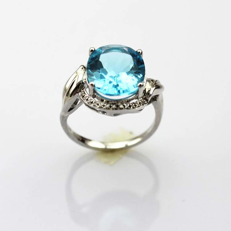 925 Silver Ring with 10mmx12mm Oval Blue Topaz Cubic Zircon (R271)