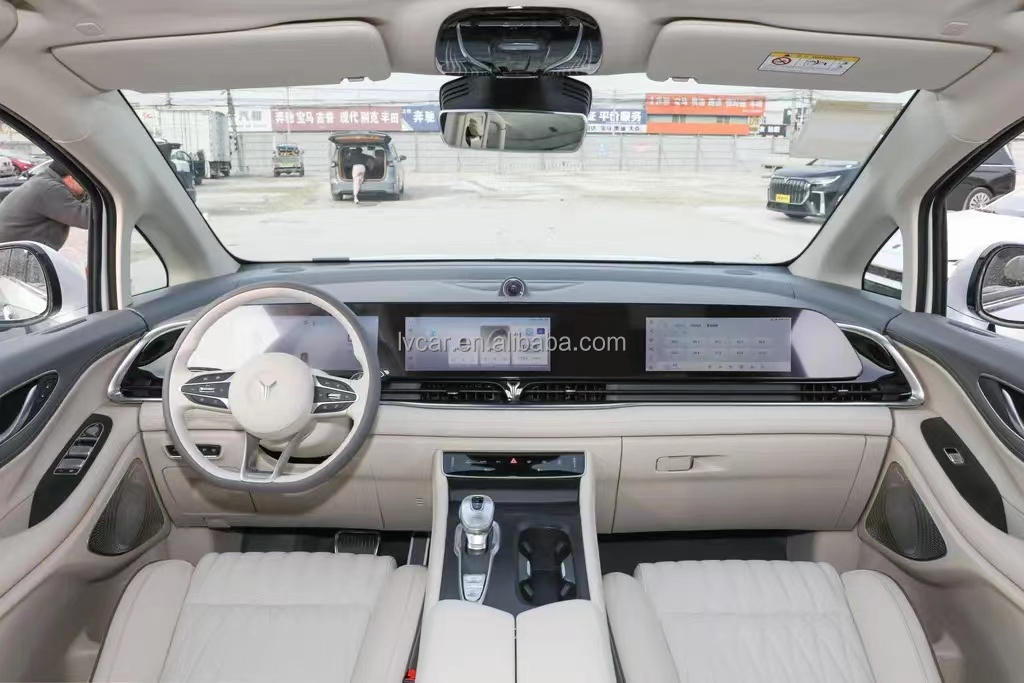 2023 Voyah Dreamer EV Pure Electric MPV for Mid to Large Scale Market Naturally Aspirated