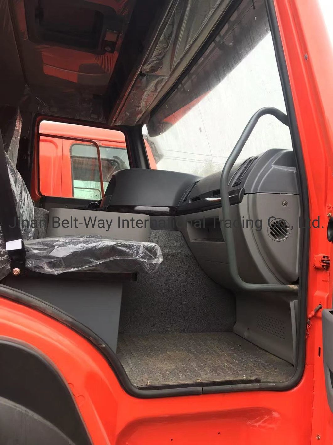 Used Truck Sinotruk HOWO 6X4 8X4 371HP 375HP 10 Wheel 12 Wheel Dumper Tipper Tipping Dump Truck