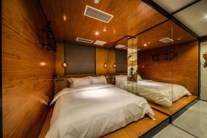 Quality Beautiful Luxury Hotel Style Bedroom Furniture Commercial Use Customized wholesale