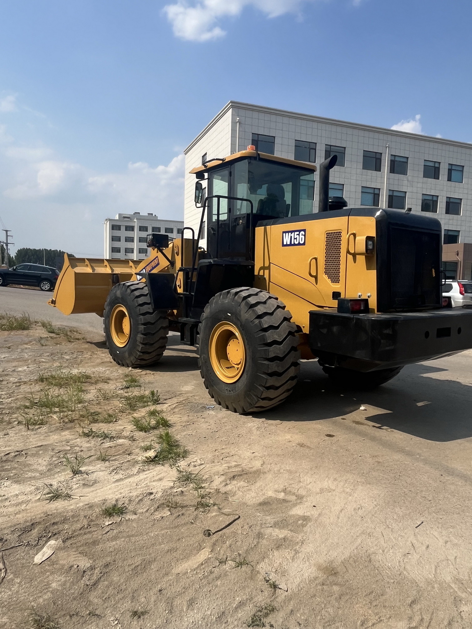 XCMG wheel loader excavator similar to CAT compact front end loader 5 tons use for mining