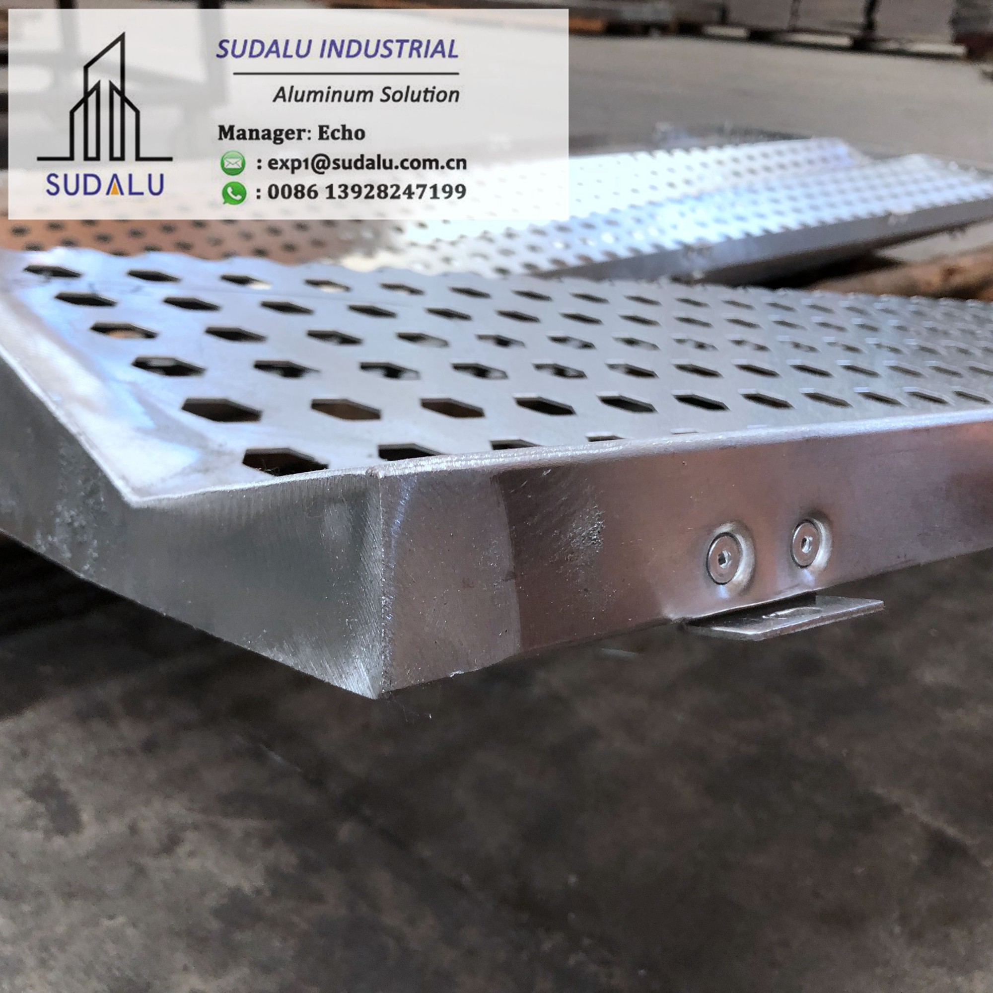 SUDALU Aluminum Perforated Panel Bending Shape Aluminum Panel for Wall Decoration