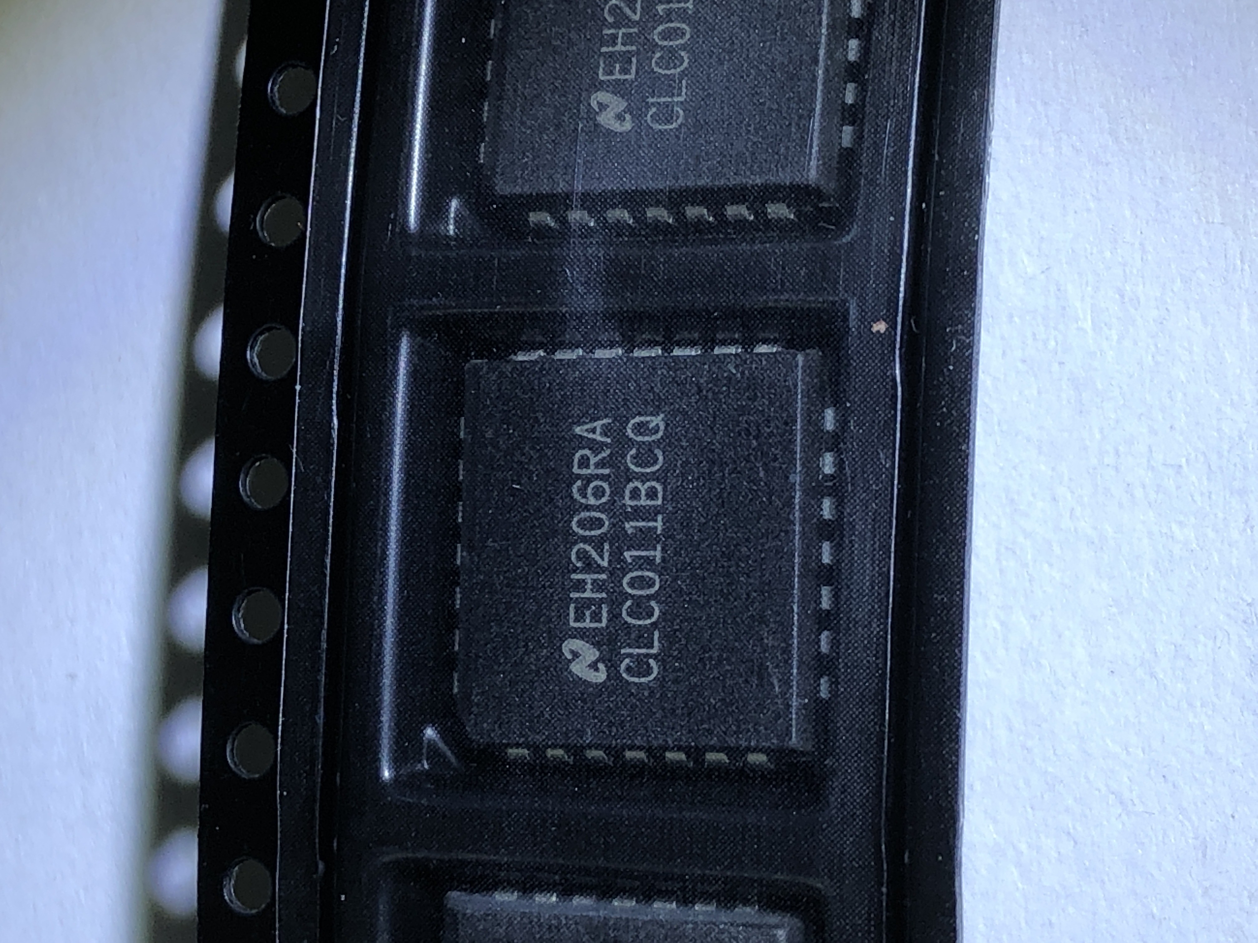 CLC011BCQ PLCC28 SMPTE Video Decoder IC NSC electronic components LMH0031VS/NOPB