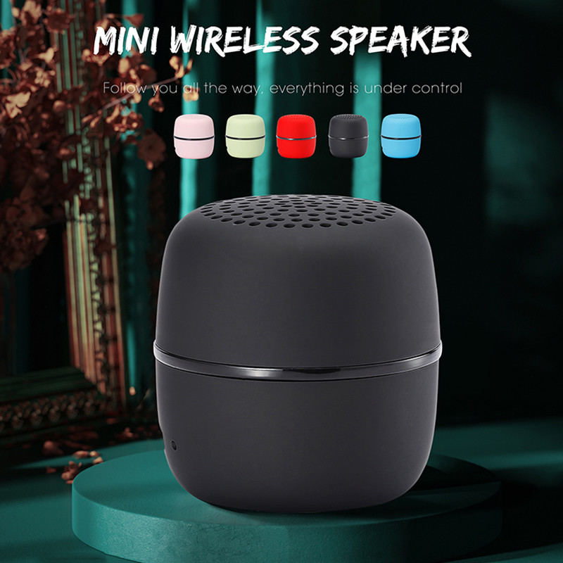 4.7cm × 4.6cm Red Portable Rechargeable Bluetooth Speaker 5W Multi Colorful