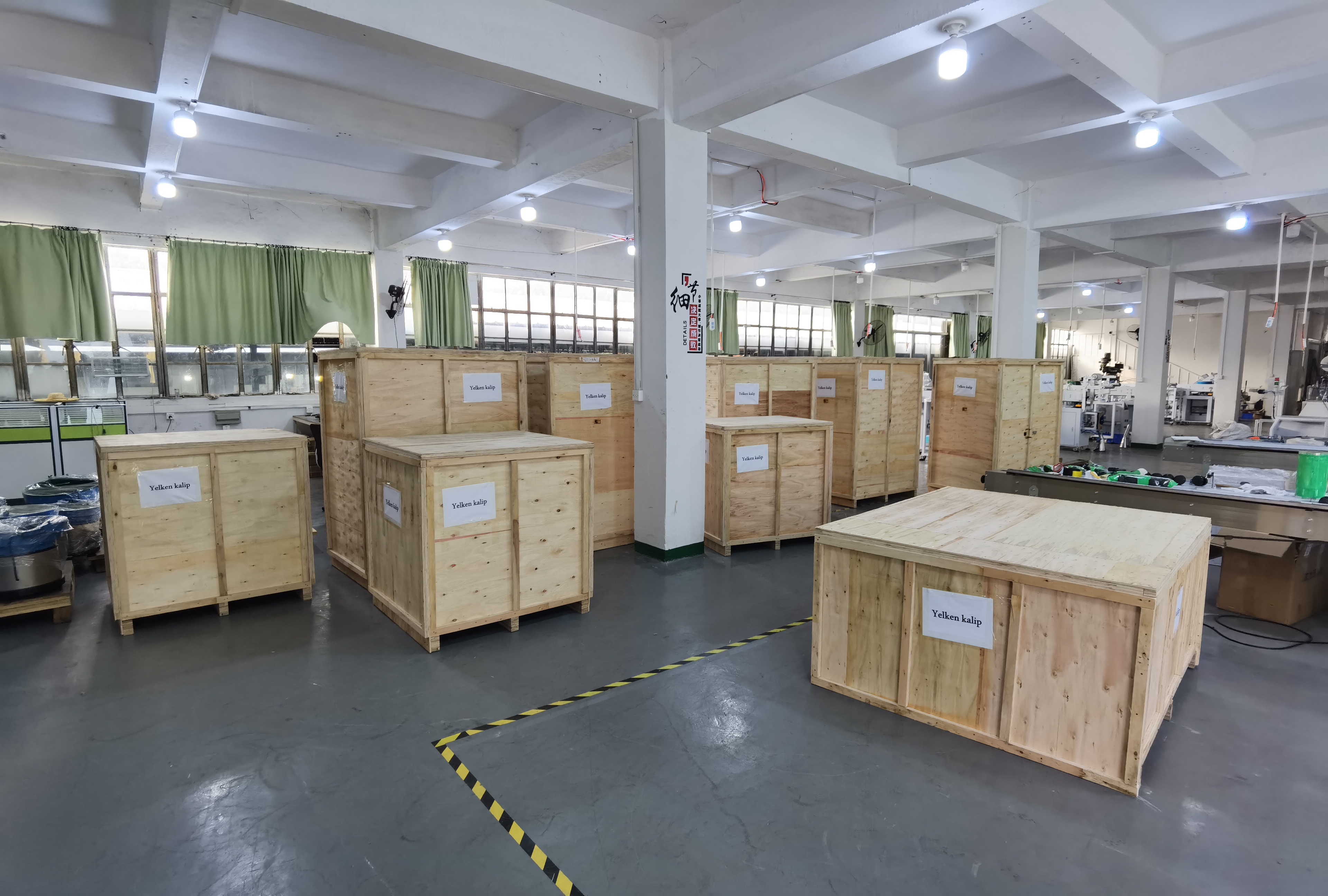 Horizontal Big Pillow Bag Packaging Machine Other Furniture Hardware Packing Machine