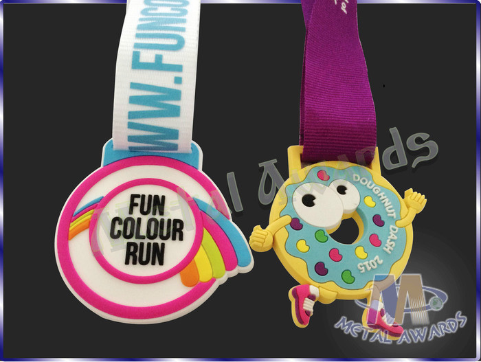Multi Colored Running Sports Custom Plastic Medals With Printed Blue Color Ribbon