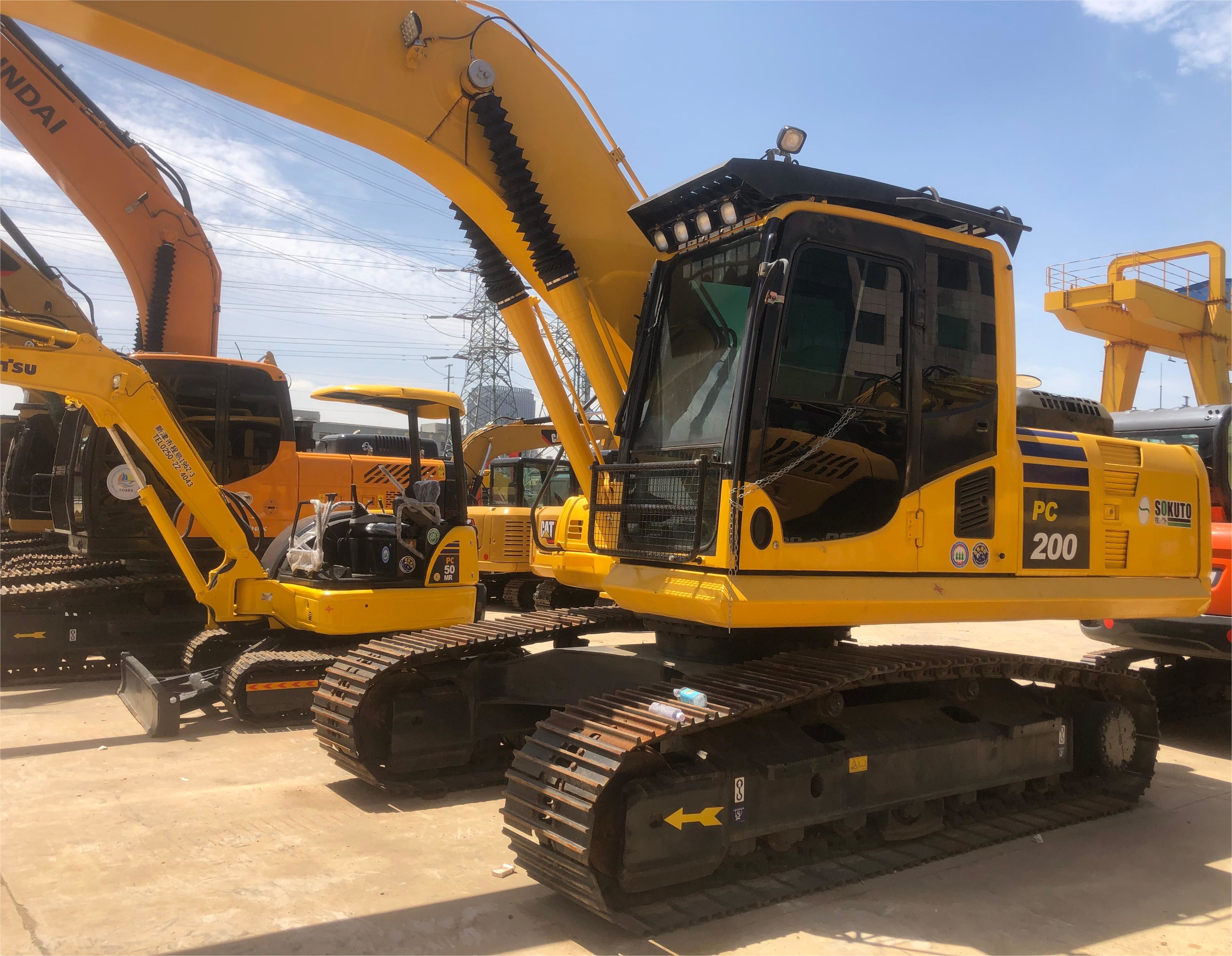 Komatsu PC200 Used Hydraulic Excavators 20 Ton Digger Machine Good Performance