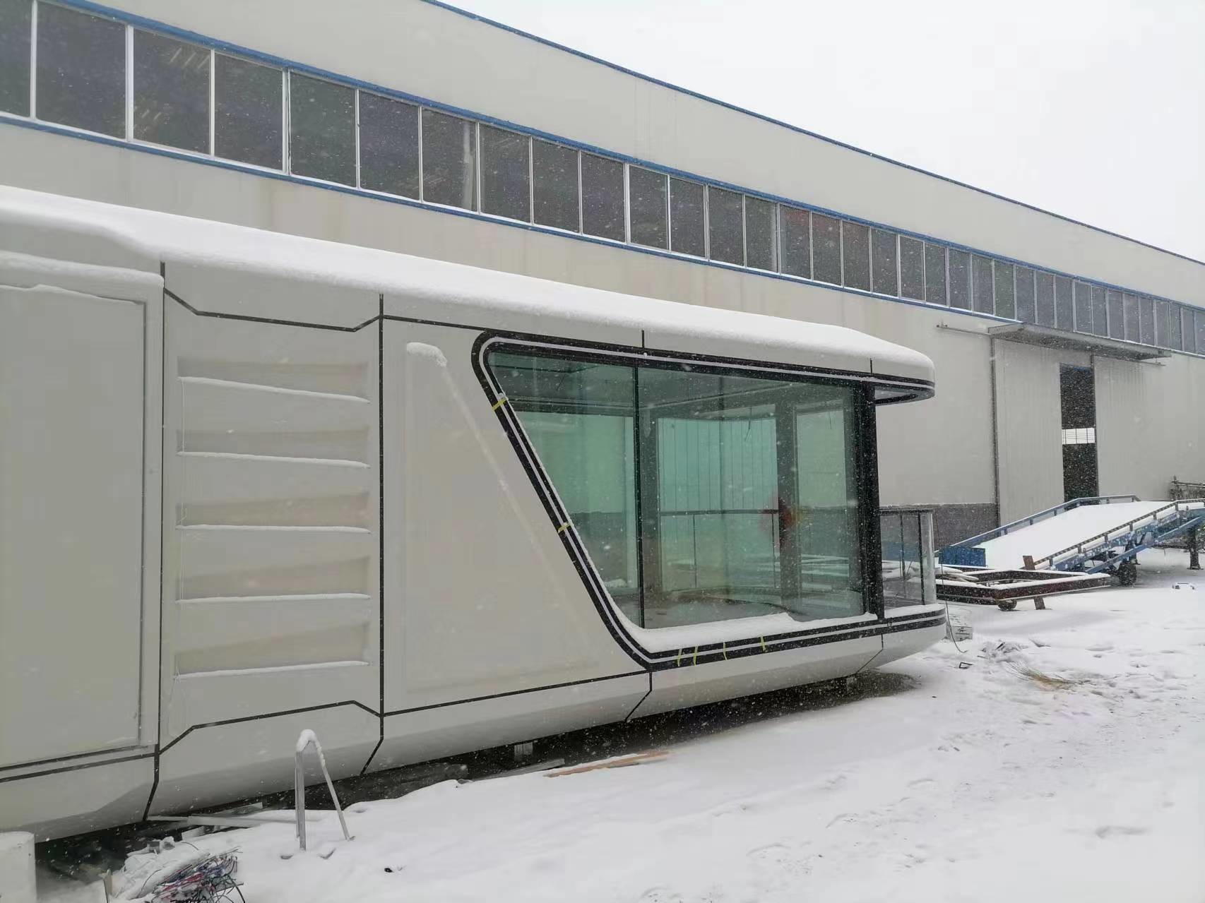 Prefabricated Modular Residential Spacecraft Model Trade Space Galvanized Steel Structure Integrated Frame Luxury Residential Spacecraft.