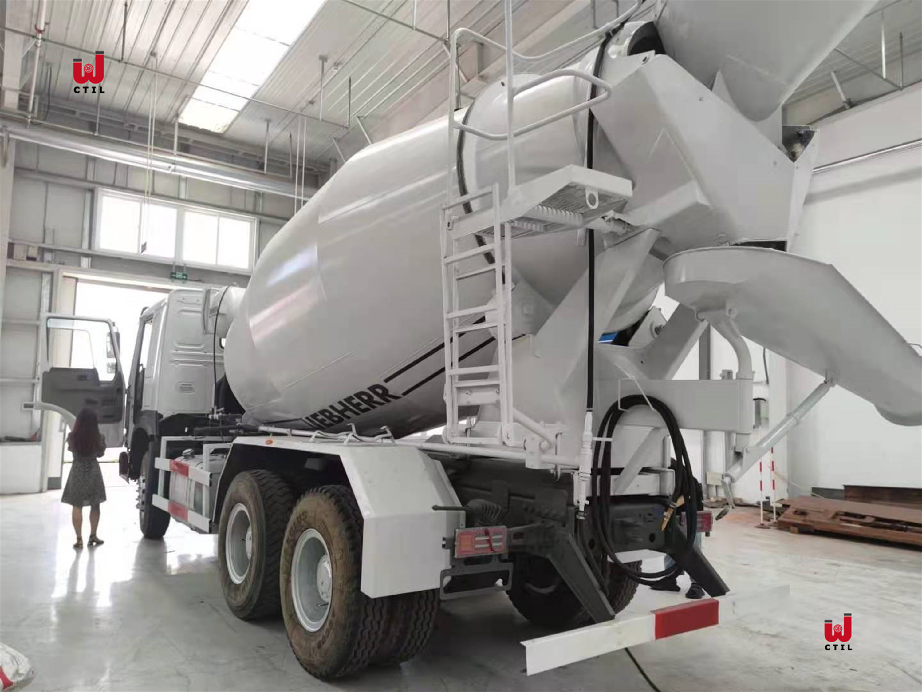 Used mixer truck