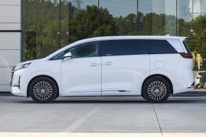 Quality All Wheel Drive Plug In Electric Hybrid Cars 180KM Passenger Large 7 Seater MPV wholesale