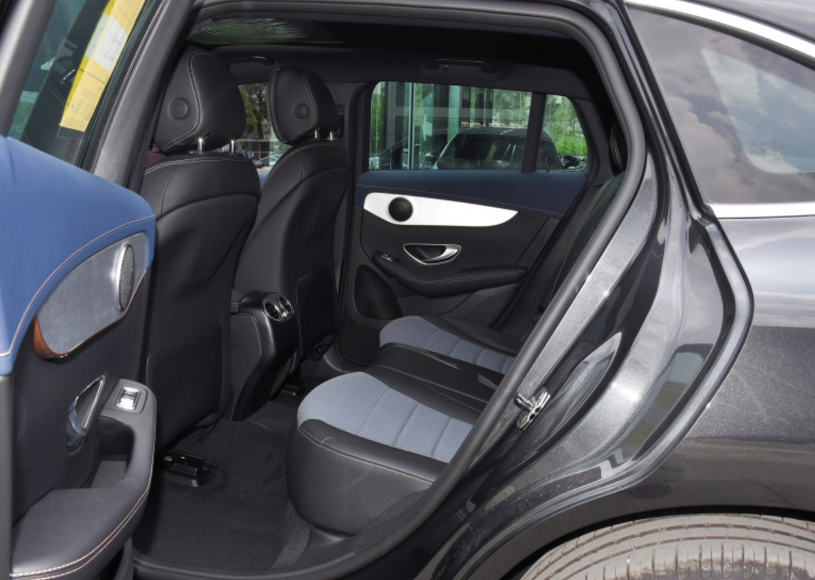 Mercedes-Benz EQC 350 4MATIC 2022 5 Door 5 Seats Medium SUV