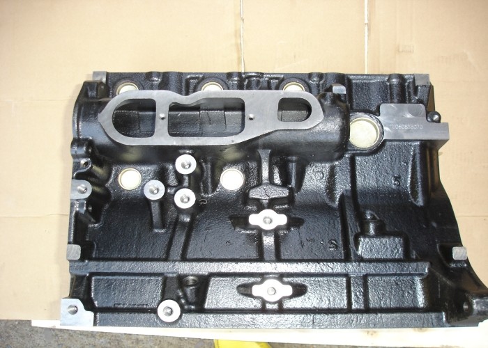 Cast Iron Car Engine Cylinder Block 21100-42200 For HYUNDAI 4D56 / D4CB