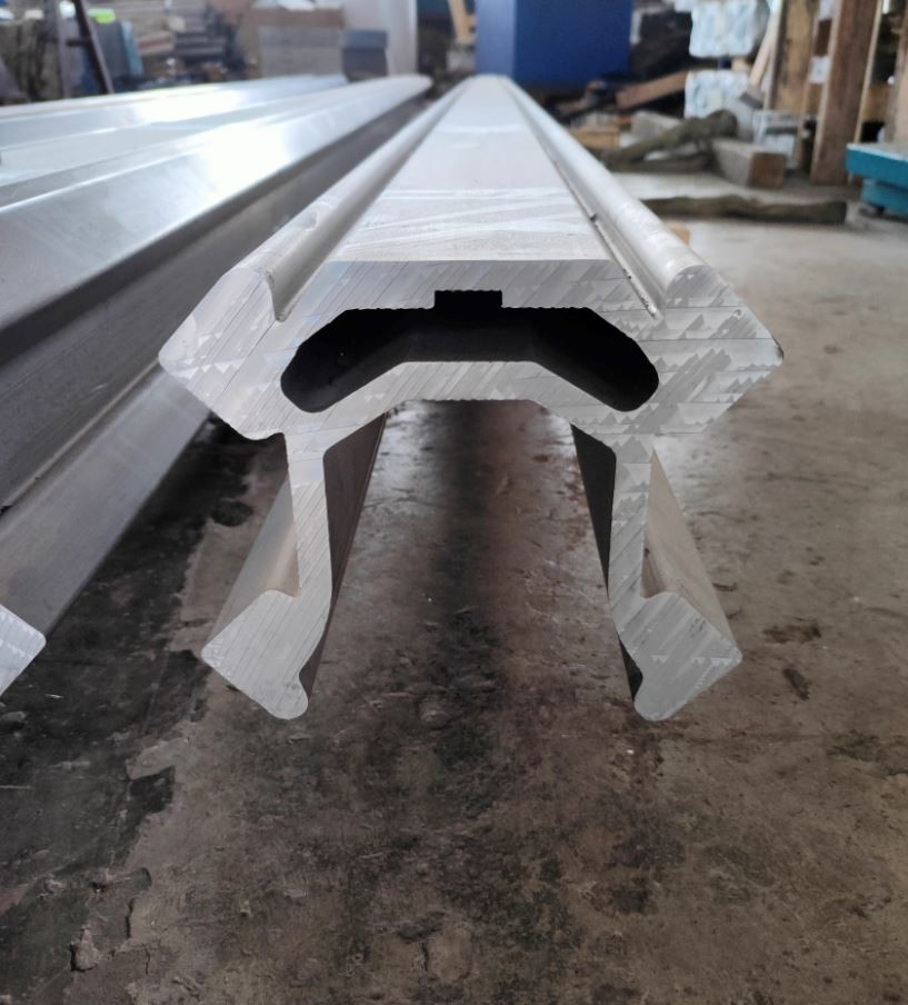 4.3M Long S1D Boomer Use Aluminium Feed Beam Profile Aluminium Extruded Profiles