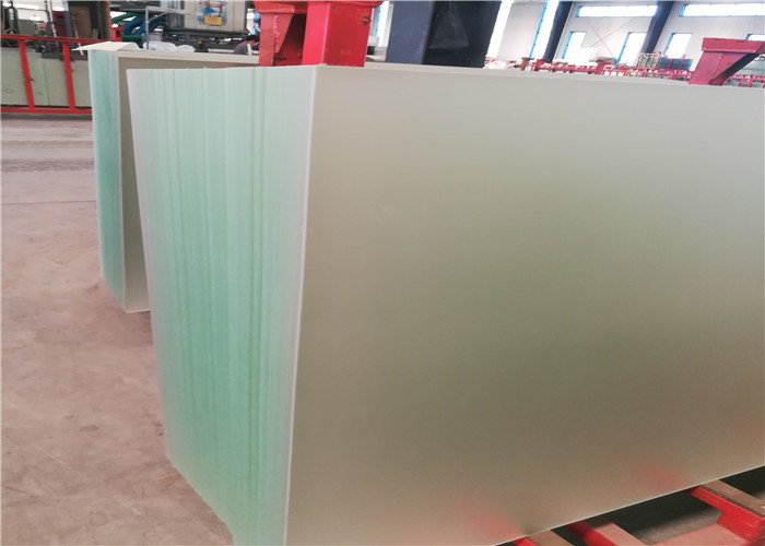 Patterned Textured Low Iron Tempered Solar Panel Glass AR Coating 3.2mm-4mm Thickness