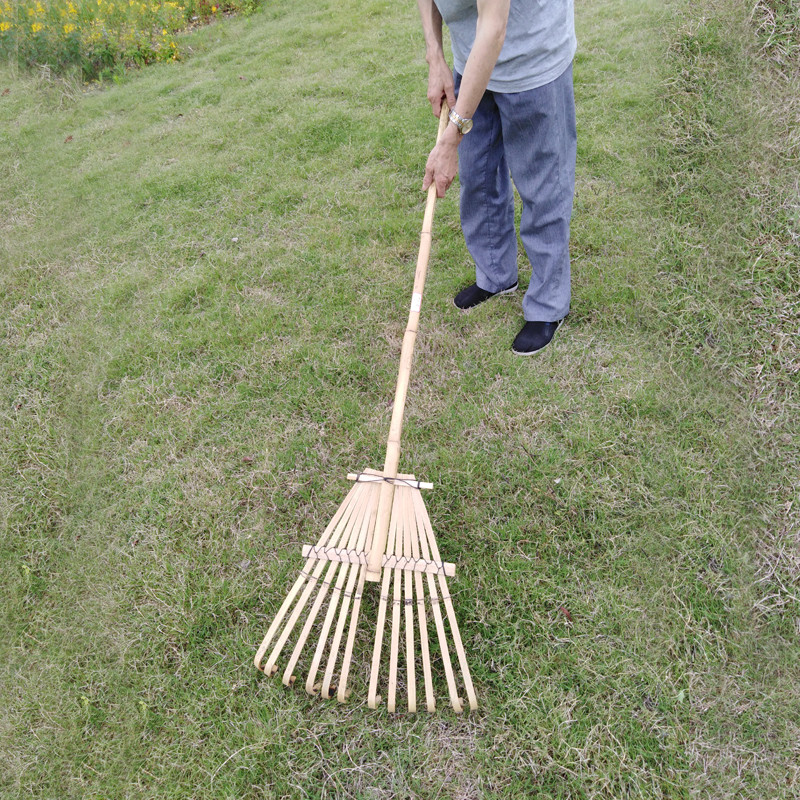 12 Tines 140cm Light Weight Bamboo Rake Gress Rake Garden Lawn Rake