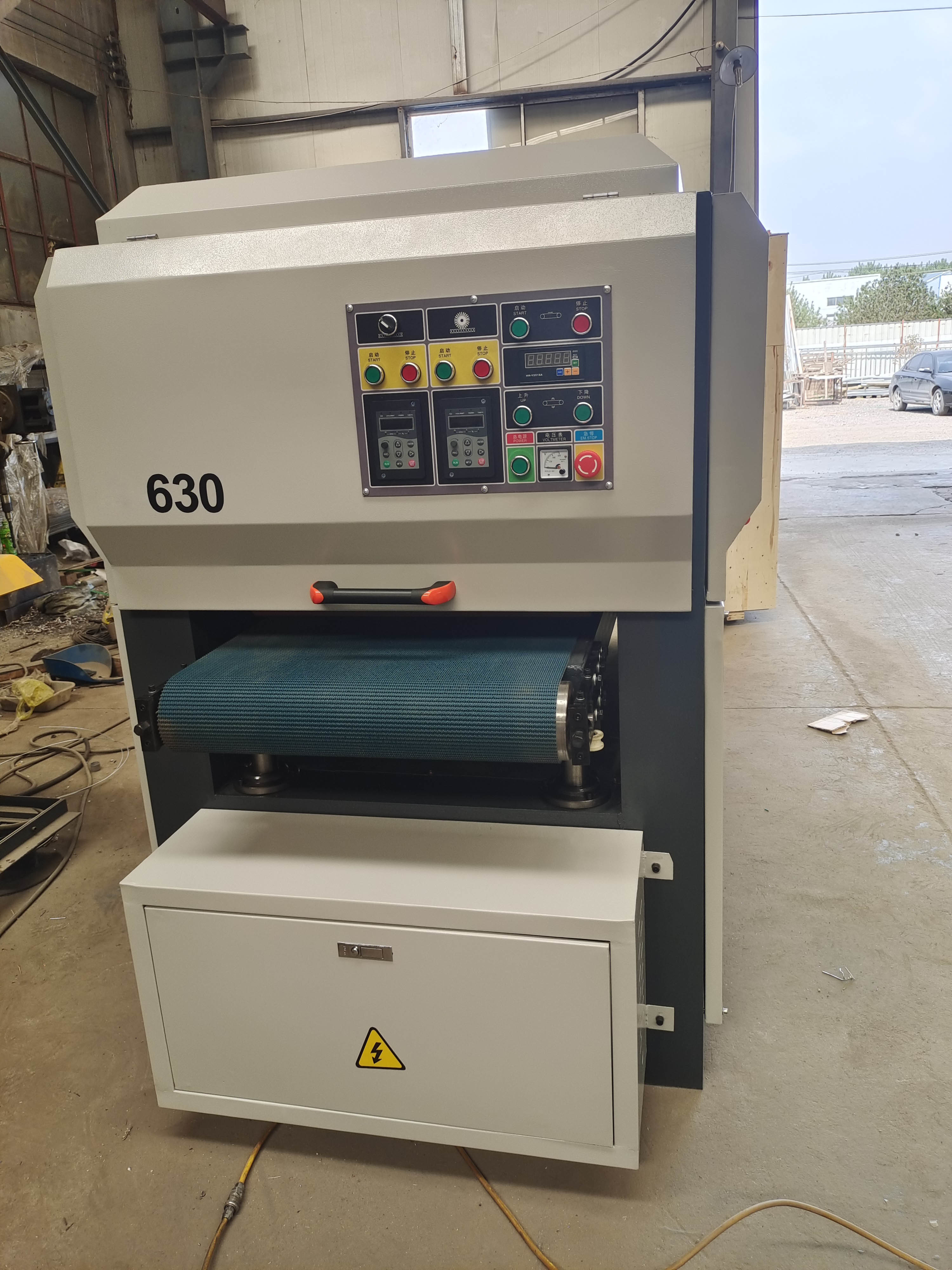 KC630YP-2R woodworking sanding machine wood sander for solid door and MDF cabinet max. working width 630mm