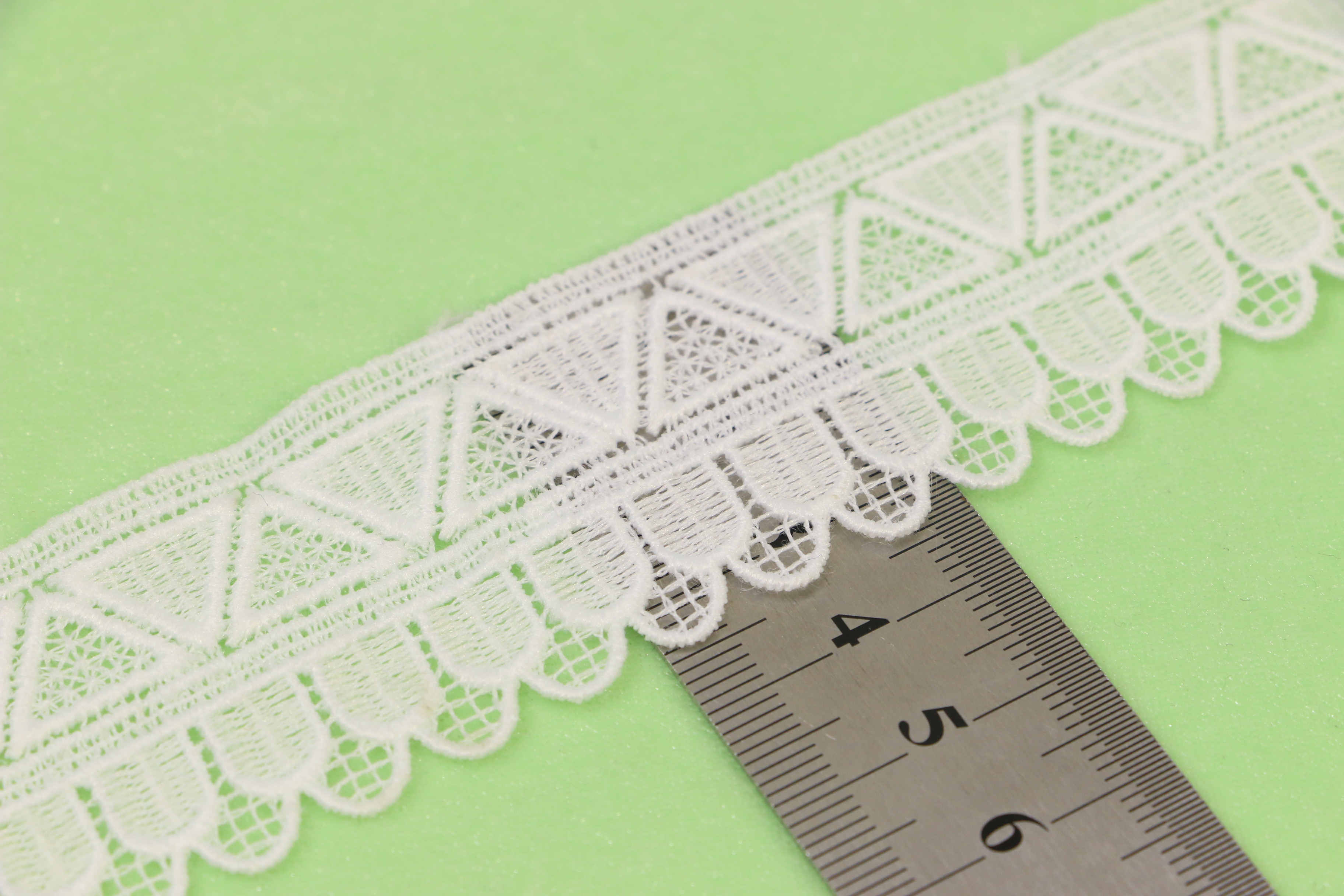 Multiusage Geometric Shape Guipure Lace Trims 100% Polyester Any Color
