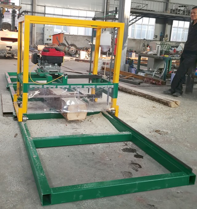 Horizontal 600mm 36 Inch Chainsaw Mill 5.5Kw Log Sawing Machine