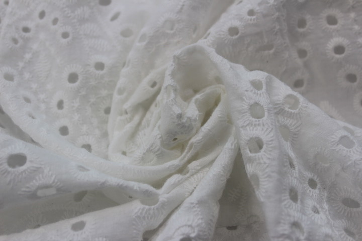White Custom Womens Dresses / Lace And Embroidered Dress Soft Fabric BS191203