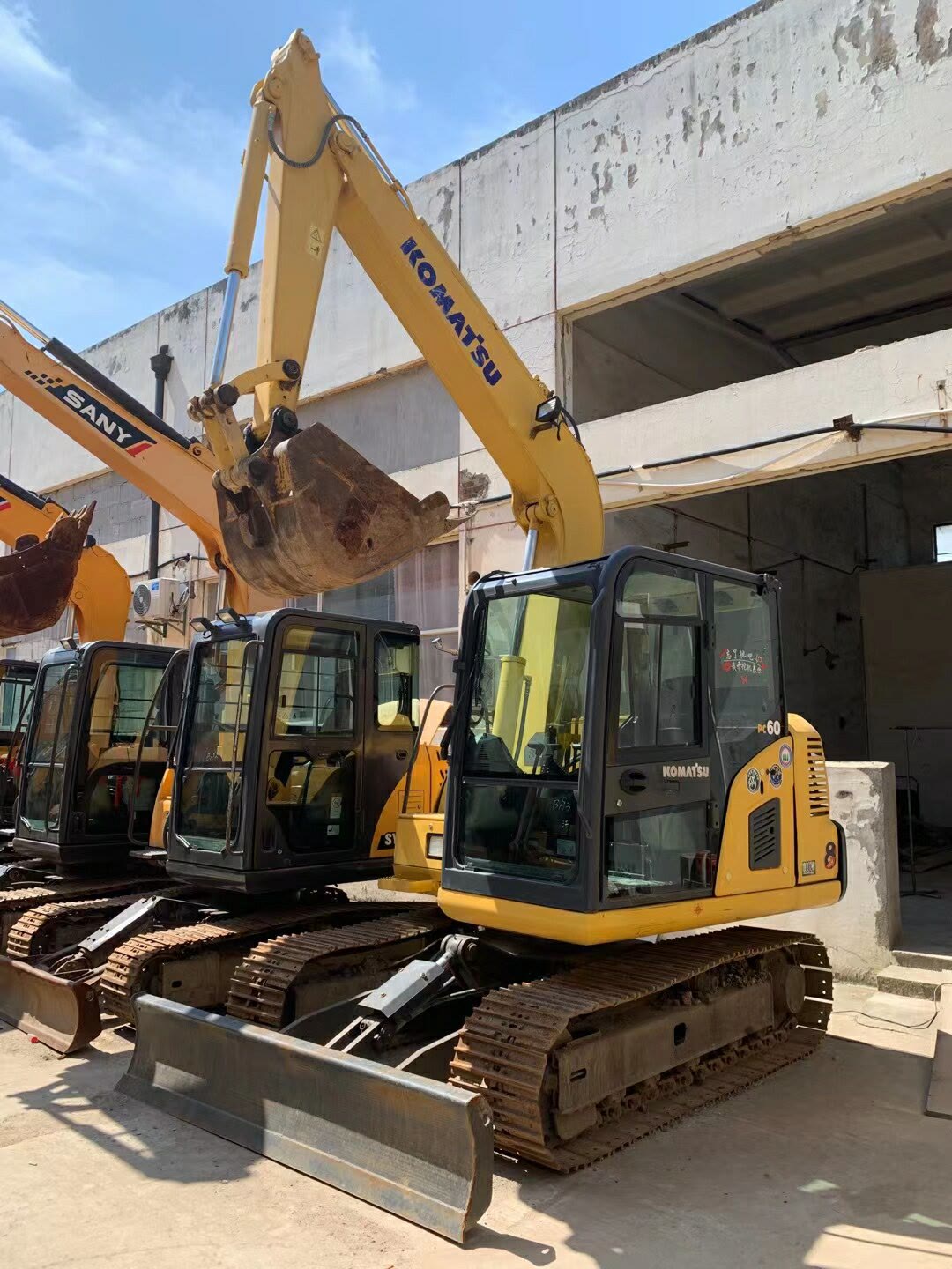 Second Hand Komatsu PC60-8 Excavator with 40.7KW Power and Low Working Hours