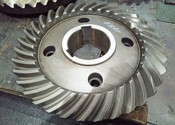 Nonstandard Hypoid Double Helix Gear Spiral Bevel Gears Forging Processing