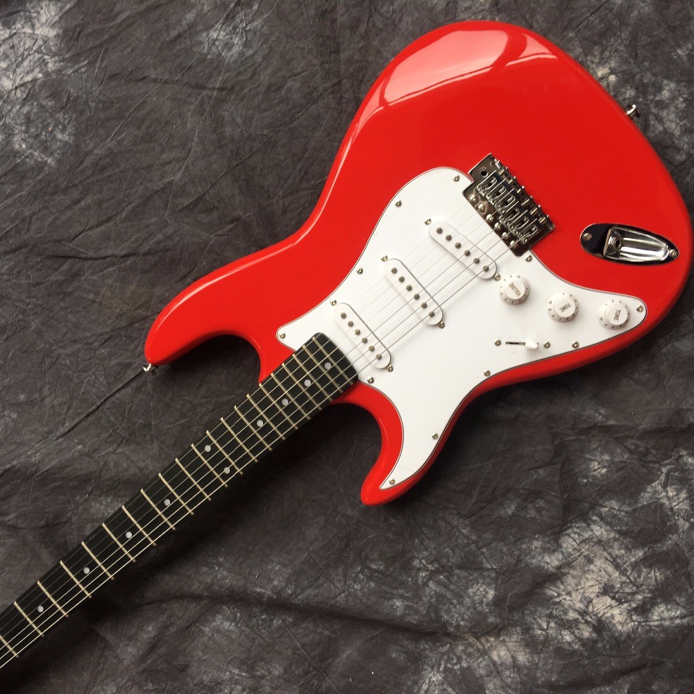 ST back metal red electric guitar, can be modified according to customization requirements
