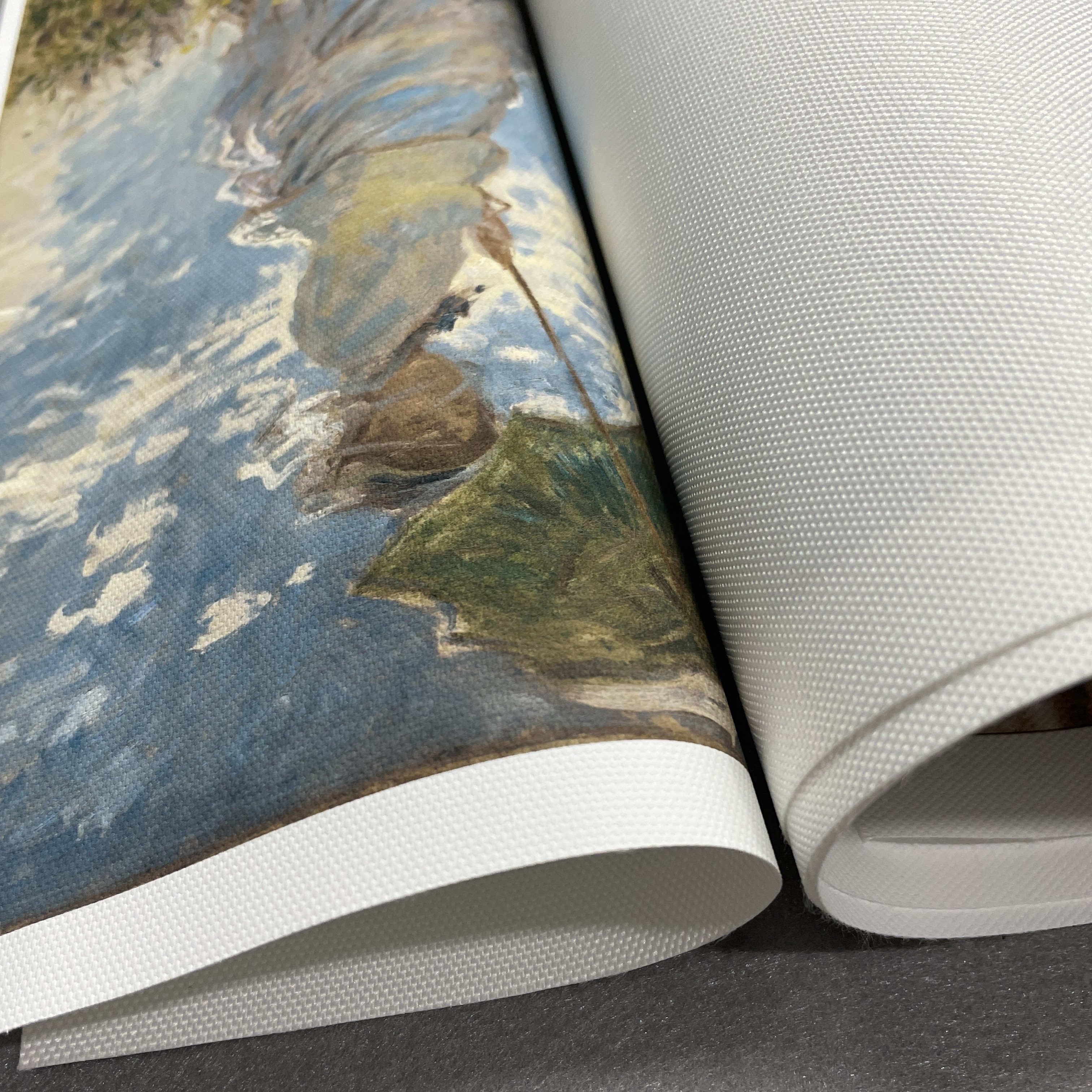 Aqueous 220gsm Matte Art Polyester Inkjet Canvas Roll For Printing