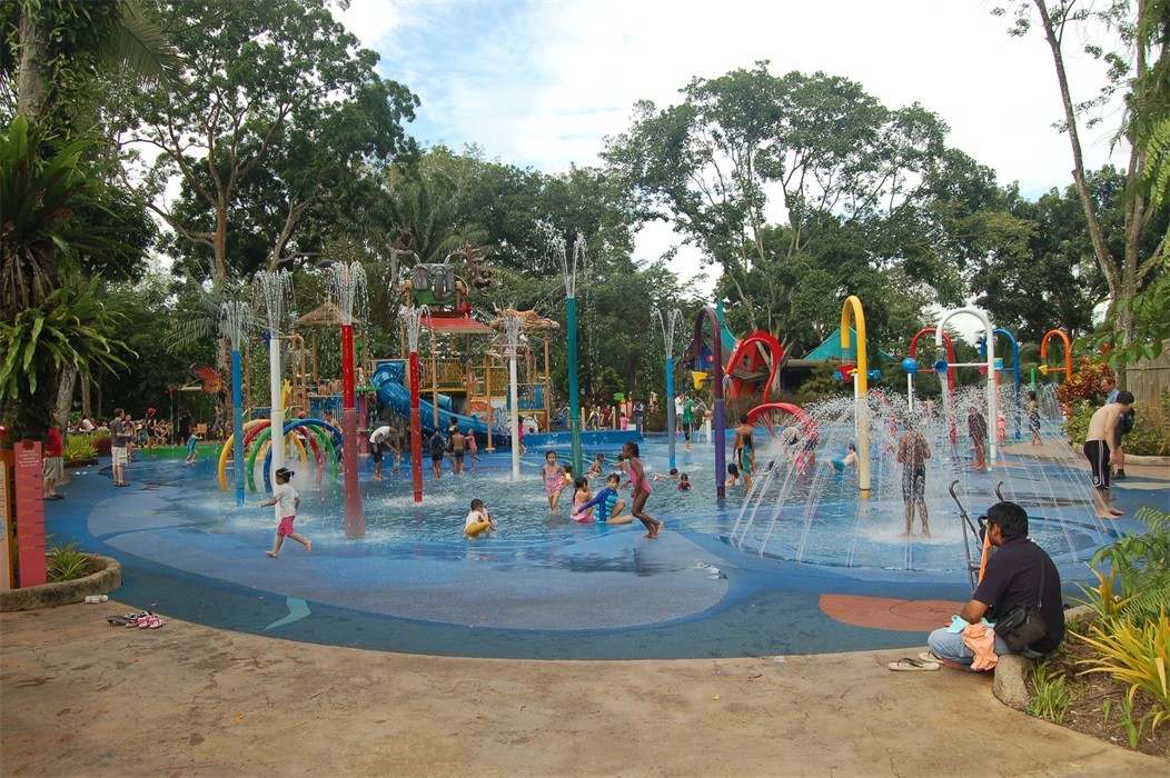 Interactive Water Village: The Ultimate Family-Friendly Water Playground