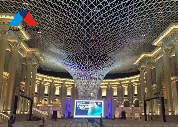 Moisture Proof Aluminium Grid Ceiling , Open Cell Metal Ceiling 50mm × 15mm