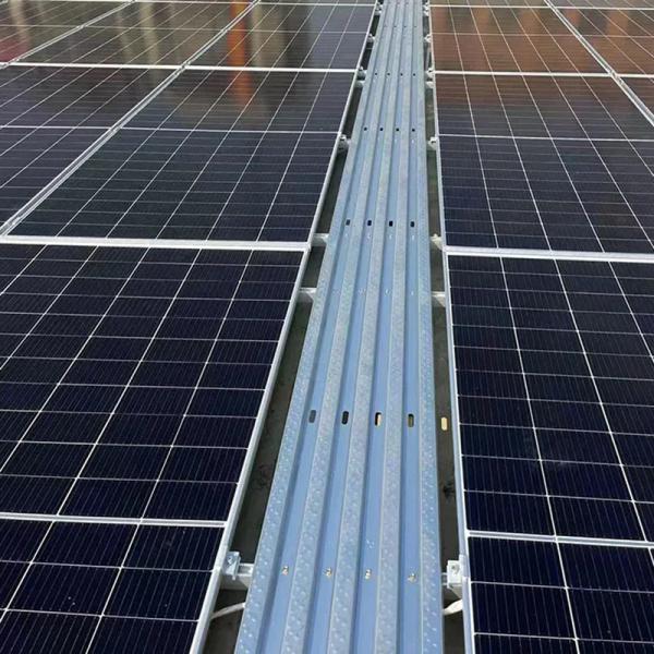 Cheap 2.5 Lbs Durability Roof Non Slip Solar Rooftop Walkway Flooring Board  For Easy Roofing Installation for sale