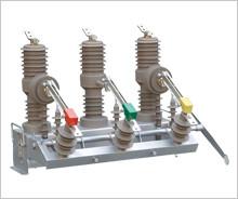 China 12kV Outdoor Vacuum Circuit Breaker With IEC Certification on sale