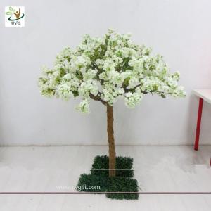 Quality UVG Wooden fake silk cherry blossom trees in white flowers use for table centerpieces wholesale