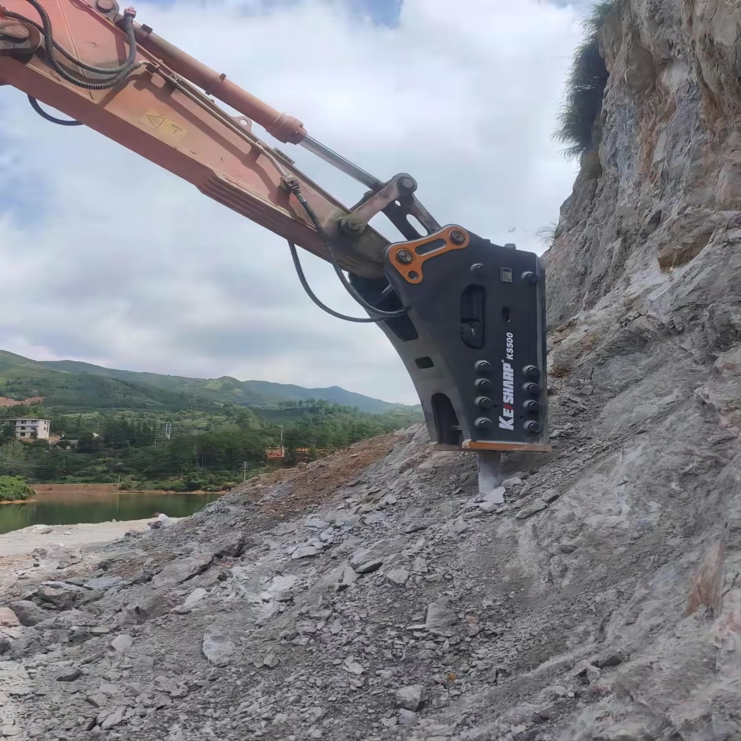 195mm Chisel Hydraulic Crushing Breaker for Construction Construction Accessories