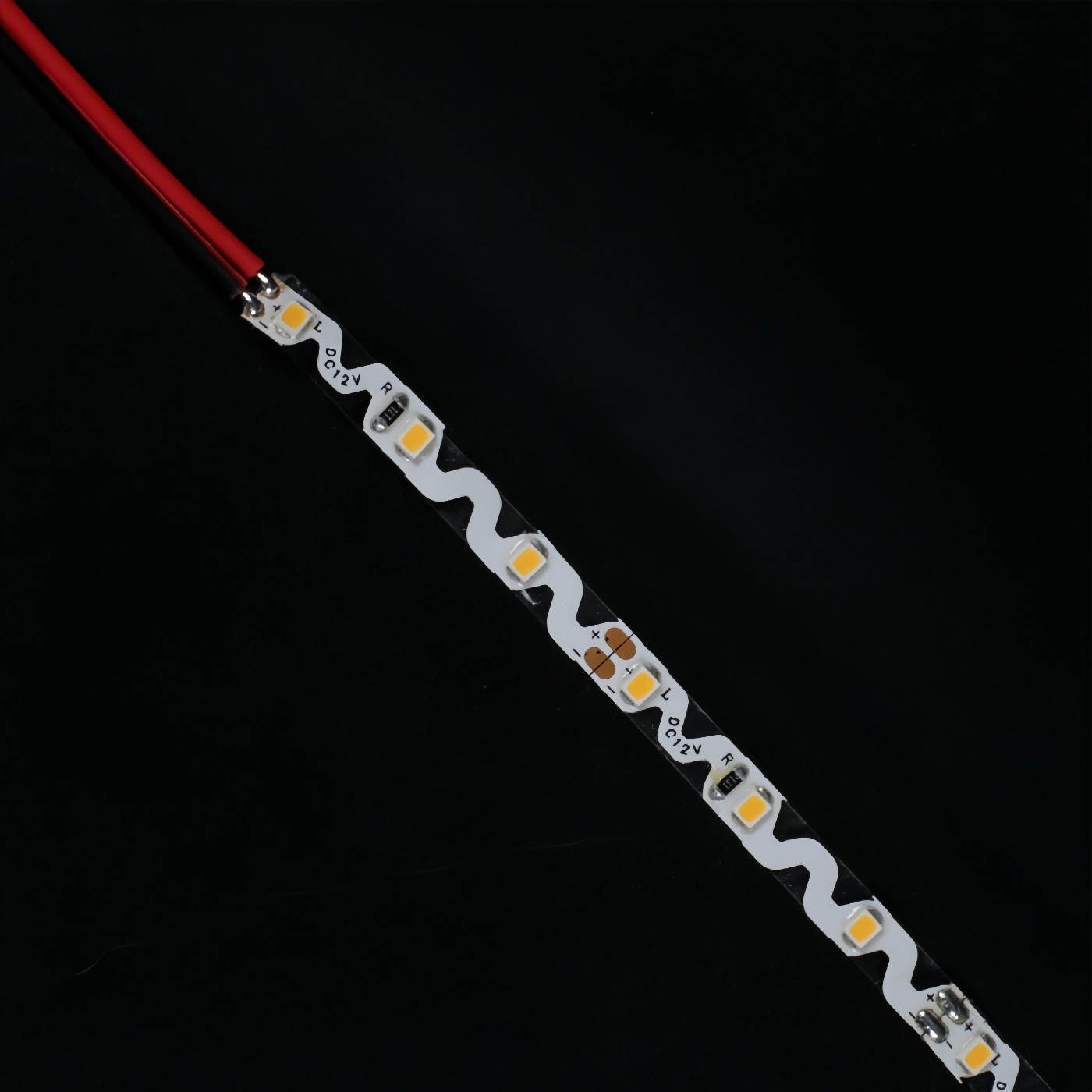 IP65 Flexible LED Strips Easy To Bend S Shape LED Strip For Bar Decoration