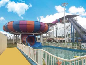 Quality Weather Proof Monster Bowl Water Slide Outdoor Park Huge Water Slide wholesale